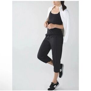 Lululemon Step Lively Crop Women’s Black Lightweight Pants Sz 10 Yoga Dance Gym